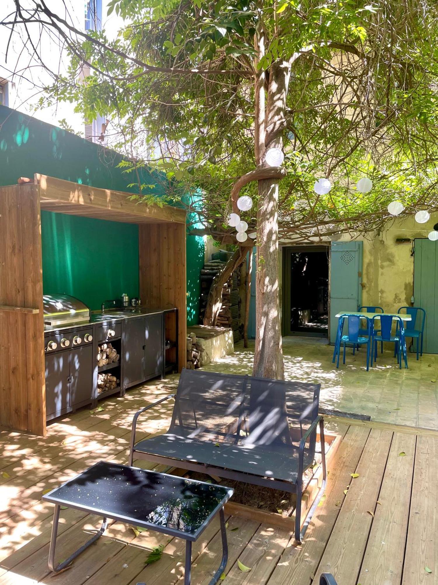 Grande Suite Sur Jardin Dans Montpellier Centre Esterno foto